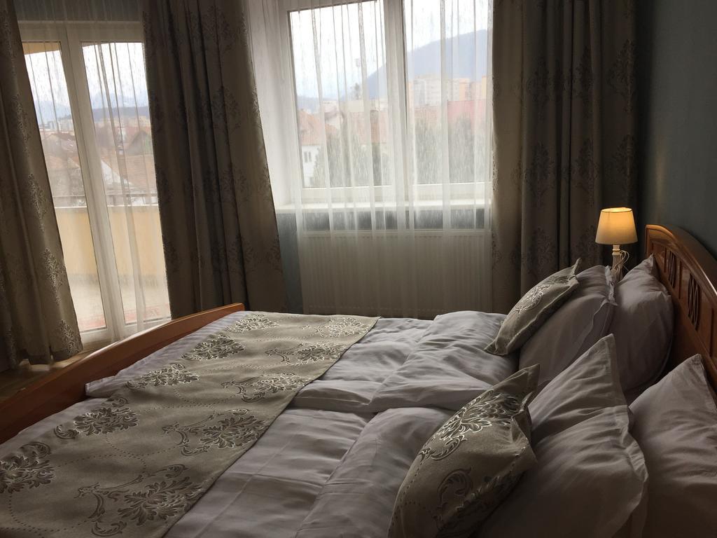 Kiem Premium Apartments Braşov Exterior foto